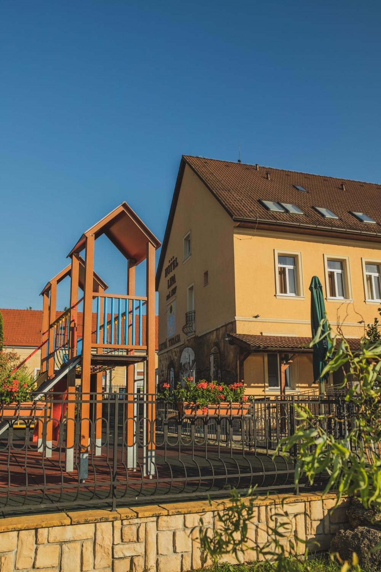Hotel Lipa Bojnice Exterior photo